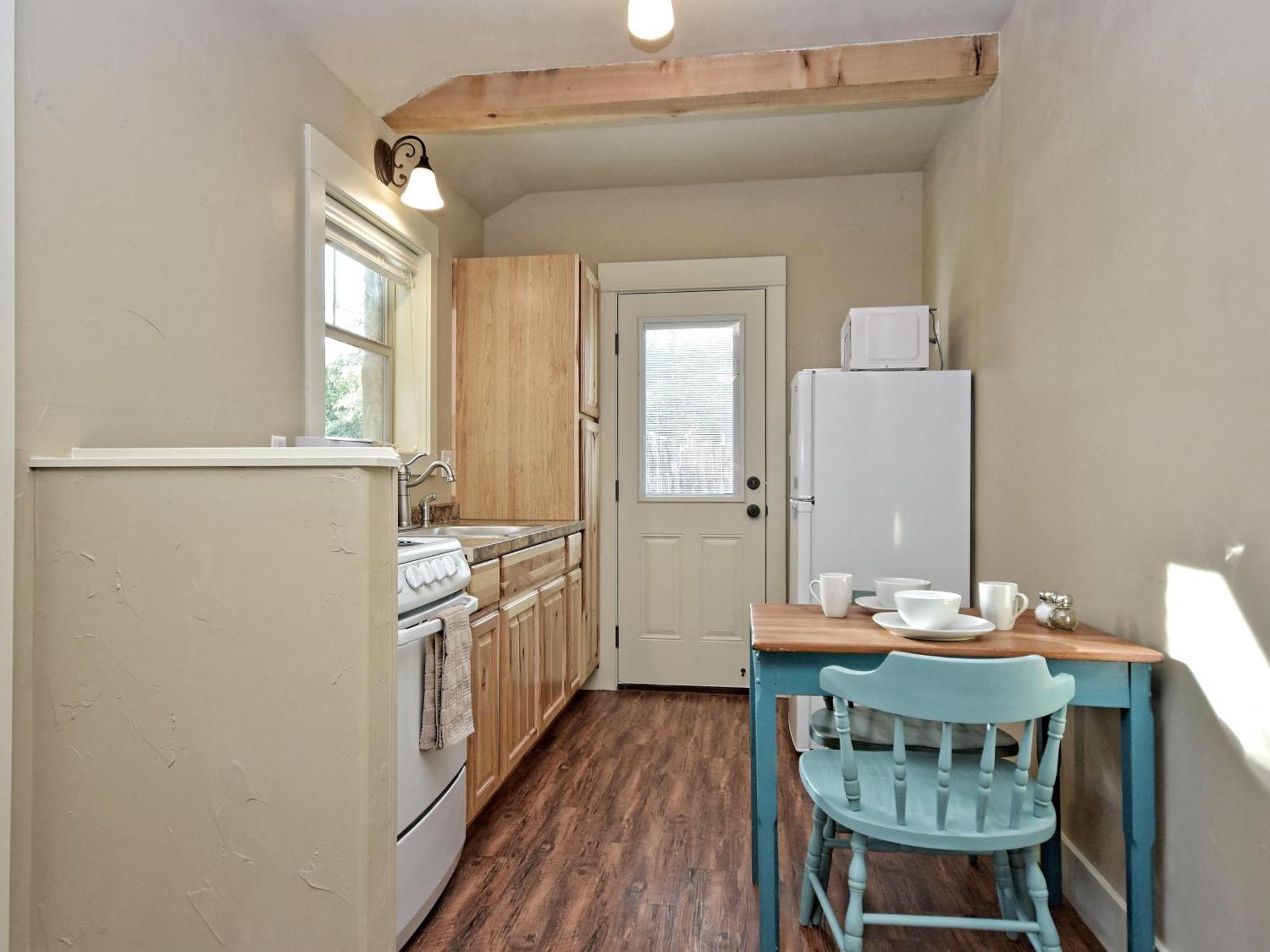 Cabins At Flite Acres - Coyote Cabin Wimberley Bagian luar foto