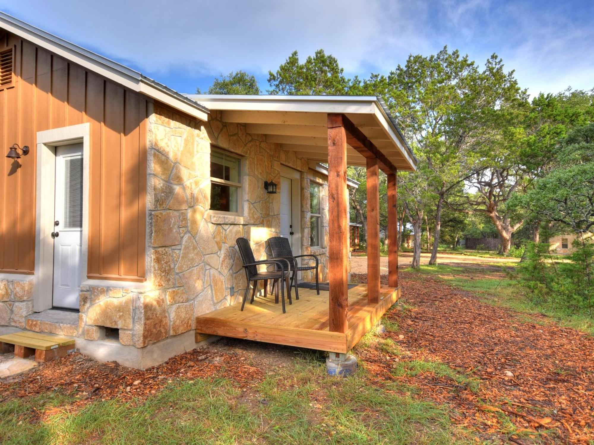 Cabins At Flite Acres - Coyote Cabin Wimberley Bagian luar foto